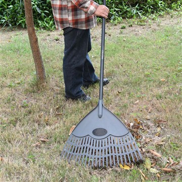 Bagaimana kita merawat Vinca di musim dingin?