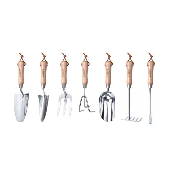 Peralatan Berkebun Buatan Tangan